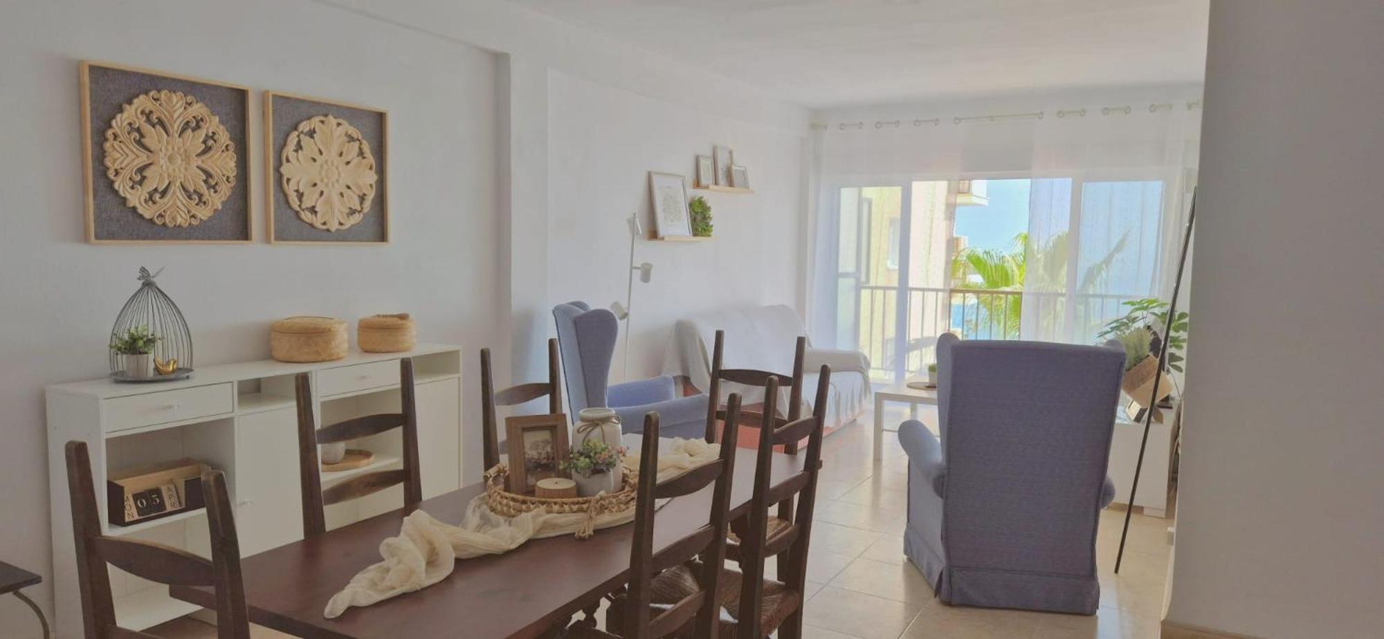 Apartamento Con Piscina En La Primera Linea De Playa De Фуeнхирола Екстериор снимка