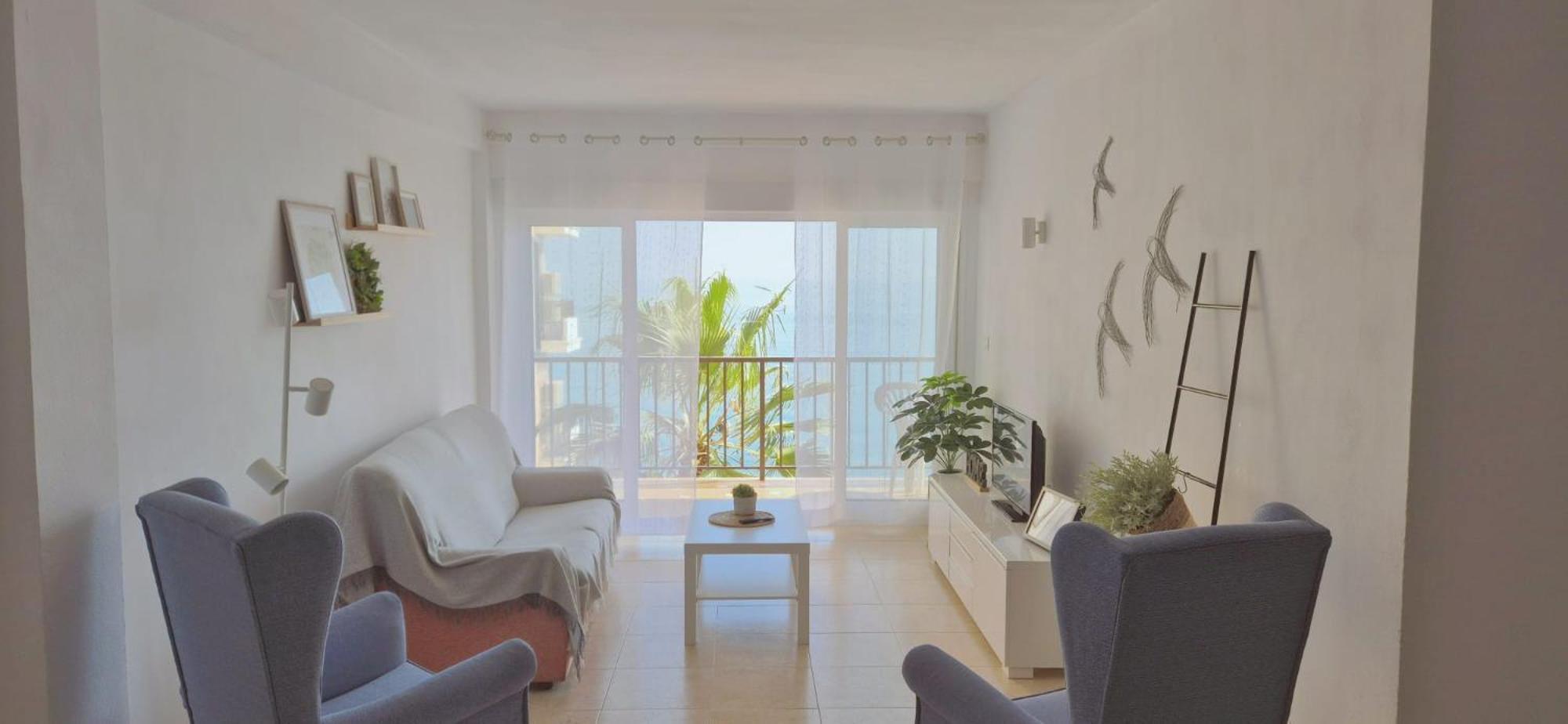 Apartamento Con Piscina En La Primera Linea De Playa De Фуeнхирола Екстериор снимка